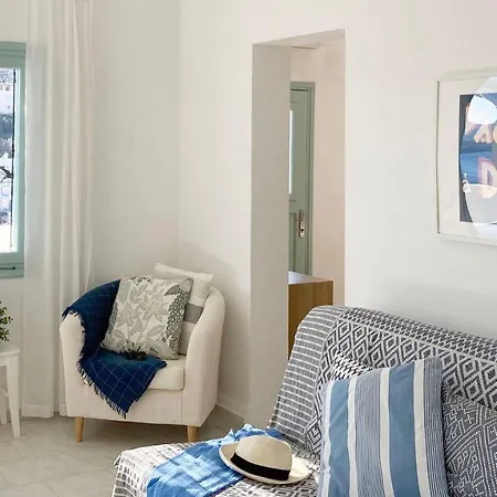 Asterias Hotel apartamentowy Panteli