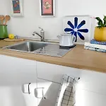 Aparthotel Asterias 3*