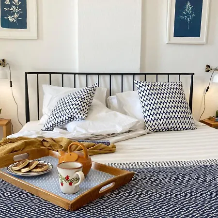 Asterias Aparthotel 3*