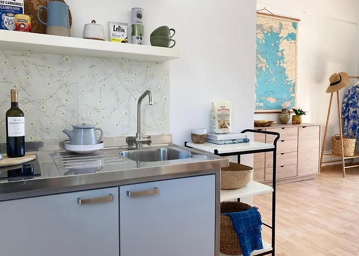 Asterias شقة فندقية 3*