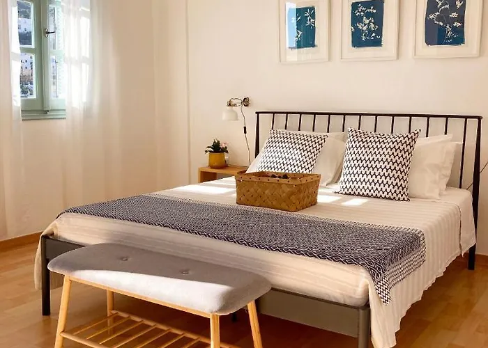 Asterias شقة فندقية 3*