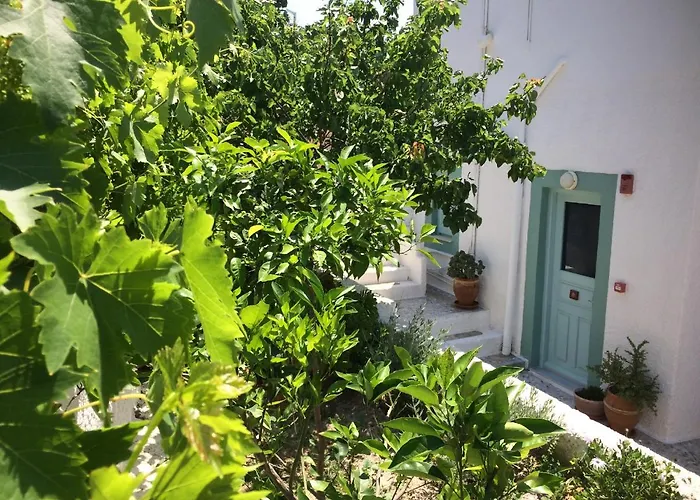 Asterias شقة فندقية 3*